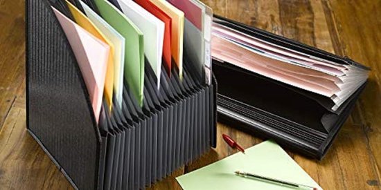 Exacompta Opak 5980E Verzamelbox, met elastiek, 60 mm breed, van ondoorzichtig kunststof, met rugetiket, voor DIN A4, archiefdoos, documentenbox, tekenbox, 1 stuk, willekeurige kleur