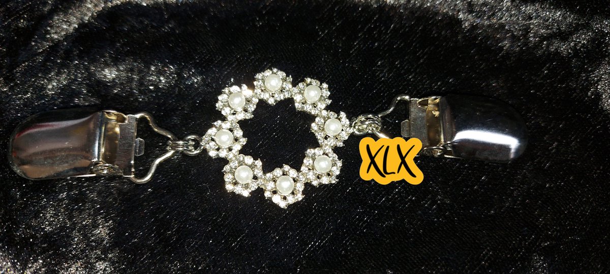 Vestclip zilverkleurig met parels en strass steentjes, XLX®, Vestsluiting zilverkleurig, Vestclip, Vestklem, sjaalspeld, Vest, Clip, Klem, Sluiting