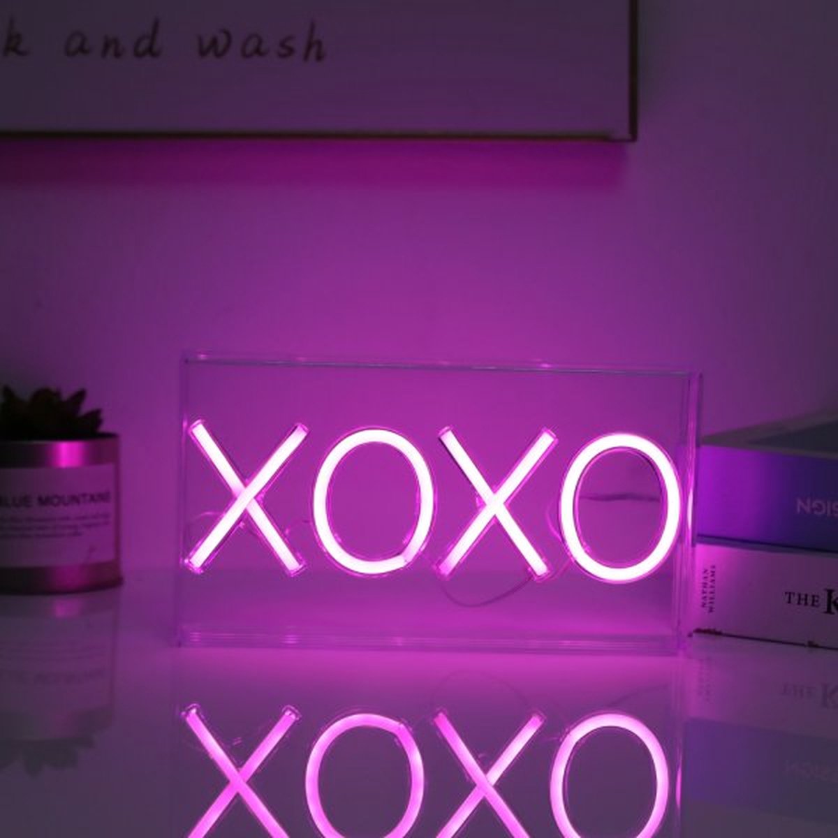 iTOTAL - neon LED light "XOXO" - Sfeerverlichting - wandlamp - ideaal voor studenten - mancave - decoratie - XL2765