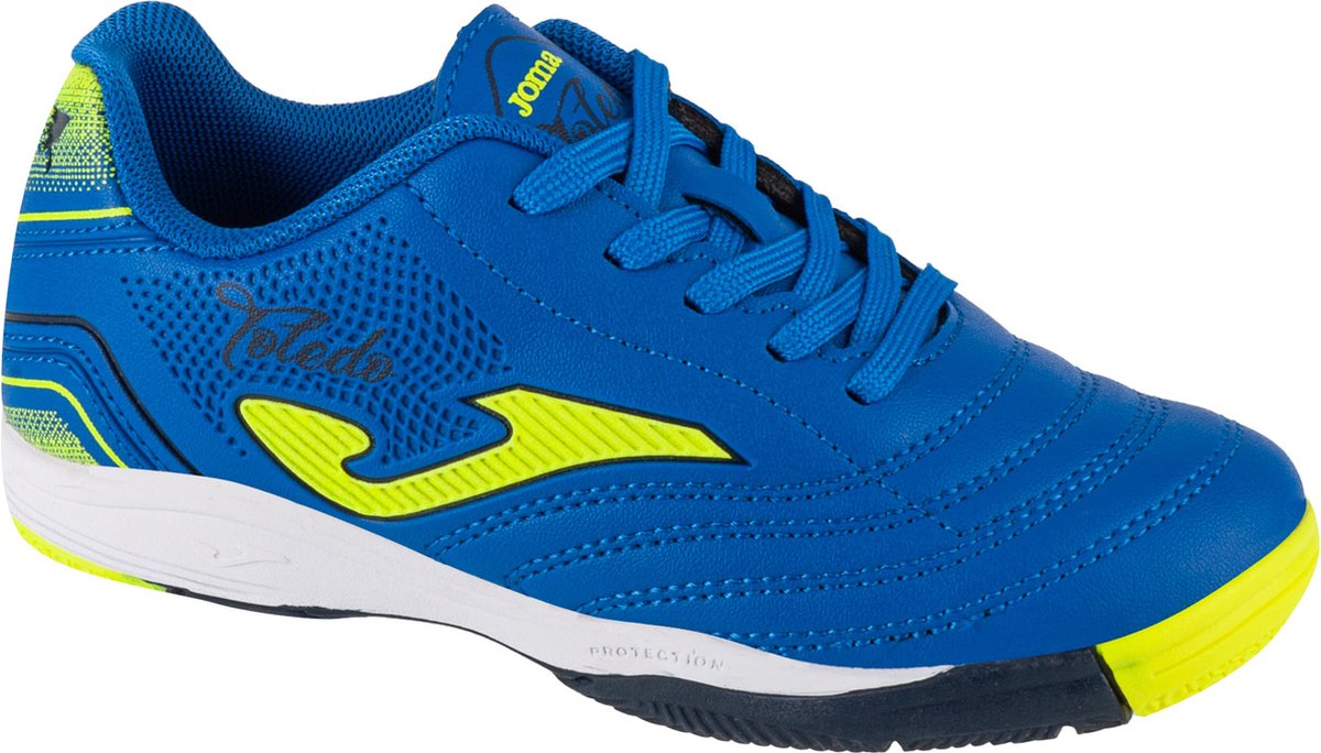 Blauwe Joma Toledo Jr 2404 IN indoorschoenen voor jongens, maat 28, van synthetisch leder met gele accenten.