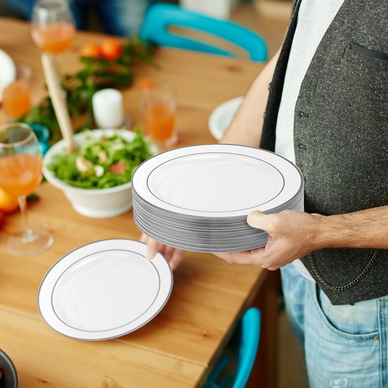 MATANA 20 Witte Vierkante Plastic Borden Met Zilveren Rand – 24 Cm – Stevig En Herbruikbaar – Voor Bruiloften, Feesten En Picknicks