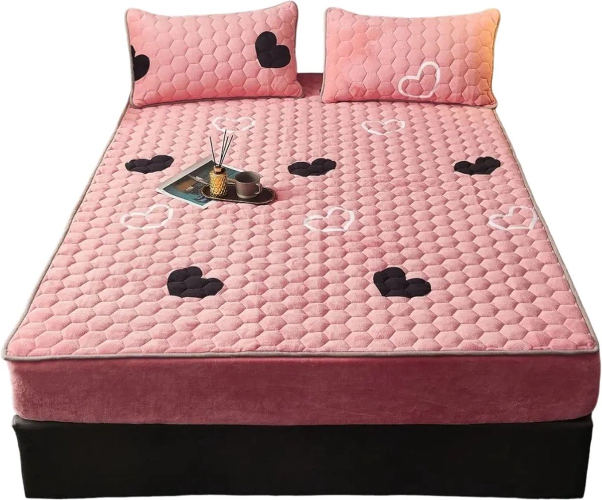 Home & Marker Comfortabele dekbed & kussensloop - Antistatisch en Machinewasbaar - Roze - 180x200 cm - VELVETLUX