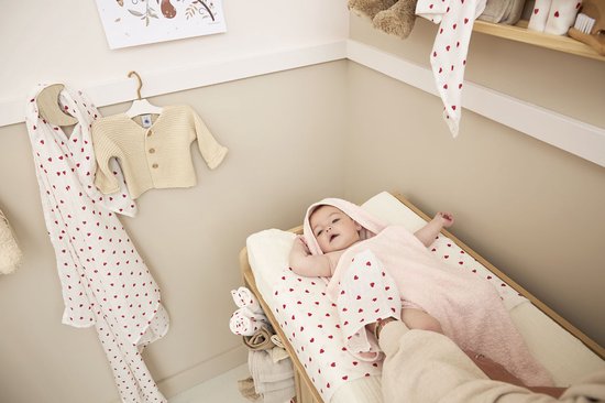 Meyco Baby Sweet Heart swaddle - 2-pack - hydrofiel - red - 120x120cm van Meyco — afbeelding 2
