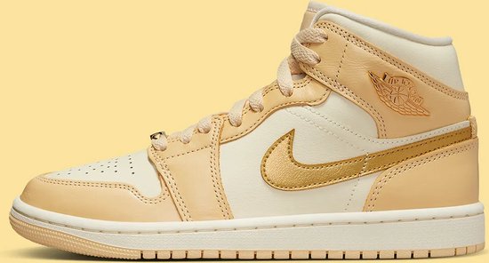 air jordan 1 mid se metallic gold outfit