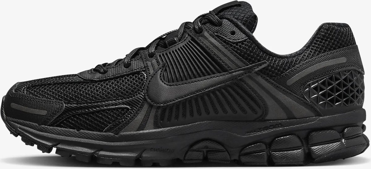 Nike Zoom Vomero 5 ‘Triple ‘ Sneakers Unisex Zwart