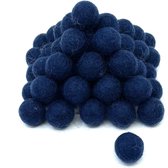 MooiVilt - viltballetjes - 30 stuks - donkerblauw - 2,2cm - hobby - wolvilt - handwerk - wolkralen - handgemaakt - creatief - Fairtrade