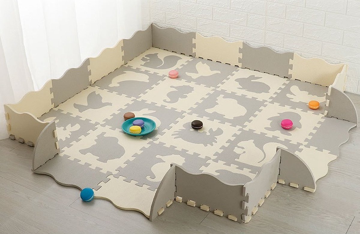 Tapis en mousse XL 150 x 150 x 1cm avec bordure - mousse EVA - rose, POUR  BÉBÉS \ Tapis en mousse et tapis éducatifs POUR BÉBÉS \ Parasols pour  enfants