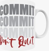 Mijnmokbedrukken® | COMMIT DON'T QUIT Mok met tekst | Fitness Mok gepersonaliseerd| Positieve mokken | Sportschool mokken | Sport mok met opdruk