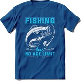 Fishing Has No Age Limit - Vissen T-Shirt | Blauw | Grappig Verjaardag Vis Hobby Cadeau Shirt | Dames - Heren - Unisex | Tshirt Hengelsport Kleding Kado - Donker Blauw - XL