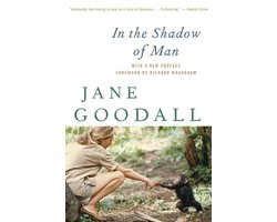 Omslag van In the Shadow of Man