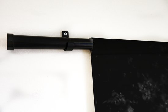 Tenture murale - Toile murale - tigre dans la jungle - noir et blanc - 120x180 cm - Tapisserie