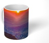 Mok - Oranje zonsondergang boven Sarajevo Bosnië en Herzegovina - 350 ML - Beker