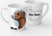 Een heerlijke latte uit een mooie Rhodesian Ridgeback mok