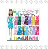 EPIN B.V. | Barbie Kleding Set | Poppenkleding | Kleertjes | Poppenkleertjes | Barbie Accessoires | Geschikt Voor Barbie Poppen | 32 Delige Set Met Kleding & Accessoires
