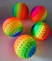 Set van 5 regenboog noppenballen