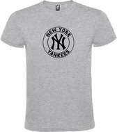 Grijs T-Shirt met “ New York Yankees “ logo Zwart Size XXL