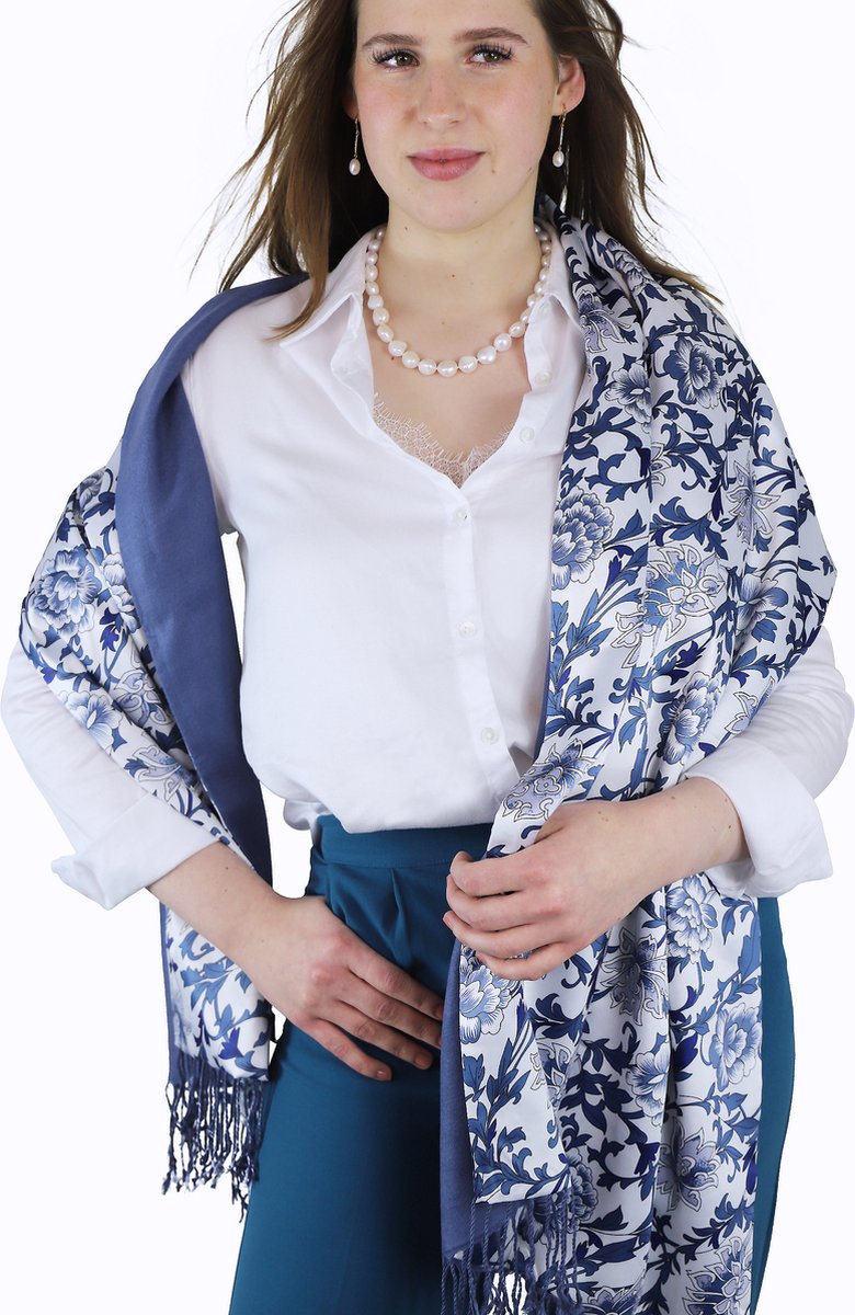 PROUD PEARLS® prachtige 100% zijden sjaal / stola / omslagdoek met Delfts blauw dessin