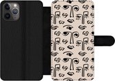 Bookcase Geschikt voor iPhone 11 Pro telefoonhoesje - Patronen - Lippen - Line art - Met vakjes - Wallet case met magneetsluiting