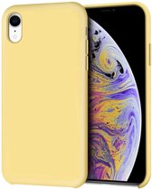 LuxeBass Hoesje geschikt voor iPhone XR Hoesje - Siliconen Backcover - Geel