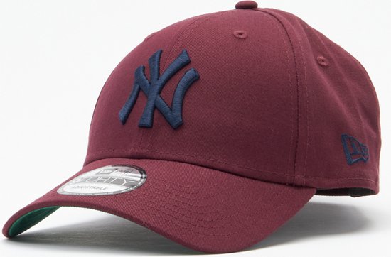 New Era Contrast 9Forty Cap New York Yankees Navy *Limited Edition