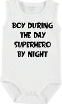Baby Rompertje met tekst 'Boy during the day, superhero by night' | mouwloos l | wit zwart | maat 62/68 | cadeau | Kraamcadeau | Kraamkado