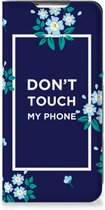 Telefoontasje Geschikt voor Samsung Galaxy S22 Smartphone Hoesje Flowers Blue Don't Touch My Phone