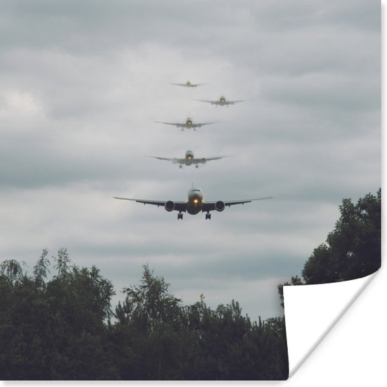 Poster Meerdere vliegtuigen zetten de landing in - 100x100 cm XXL