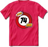 74 Jaar Hoera Verkeersbord T-Shirt | Grappig Verjaardag Cadeau | Dames - Heren | - Roze - XL
