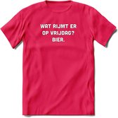 Wat rijmt er op vrijdag Bier T-Shirt | Unisex Kleding | Dames - Heren Feest shirt | Drank | Grappig Verjaardag Cadeau tekst | - Roze - XXL