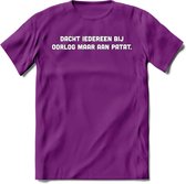 Dacht Iedereen Bij Oorlog Maar... - Snack T-Shirt | Grappig Verjaardag Kleding Cadeau | Eten En Snoep Shirt | Dames - Heren - Unisex Tshirt | - Paars - XL