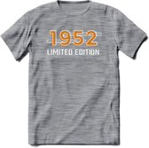 1952 Limited Edition T-Shirt | Goud - Zilver | Grappig Verjaardag en Feest Cadeau Shirt | Dames - Heren - Unisex | Tshirt Kleding Kado | - Donker Grijs - Gemaleerd - M