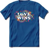 Love Wins | Pride T-Shirt | Grappig LHBTIQ+ / LGBTQ / Gay / Homo / Lesbi Cadeau Shirt | Dames - Heren - Unisex | Tshirt Kleding Kado | - Donker Blauw - XXL
