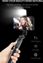 Selfie stick incl. beauty lamp - Kerstcadeau tieners - Ideaal voor een vlog - 3 in 1- Universeel: Samsung, Iphone, Tripod - Extra lang en met afstandsbediening - Tiktok lamp