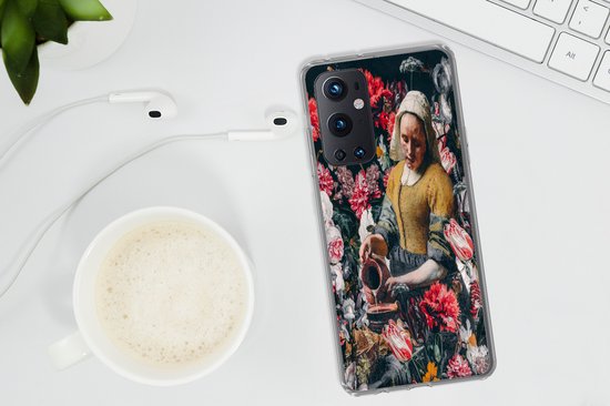 Telefoonhoesje Geschikt voor OnePlus 9 Pro hoesje - Melkmeisje - Vermeer - Bloemen - Siliconen Telefoonhoesje Telefoonhoesje