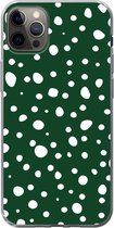 Geschikt voor iPhone 12 Pro Max hoesje - Stippen - Wit - Groen - Siliconen Telefoonhoesje