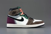 AIR JORDAN 1 HIGH OG ''HAND CRAFTED'' DH3097-001 Maat 44.5 Bruin; Wit; Paars