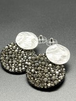 oorbellen / biba oorbellen / donker grijs kleurig/ Swarovski Crystal