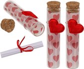 Pakket van 6x stuks valentijn hartjes flesjes van glas met boodschap 11 cm - Valentijnsdag cadeau versiering