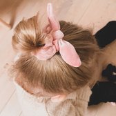 Mini scrunchie met strik - soft pink velvet | Roze | Baby