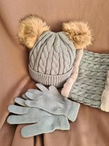 Wintermuts, sjaal en handschoenen - kleur blauw/grijs- 2-4 jaar kind - Cadeau kind - Kerstcadeau - Muts met 2 pompoms Hii you