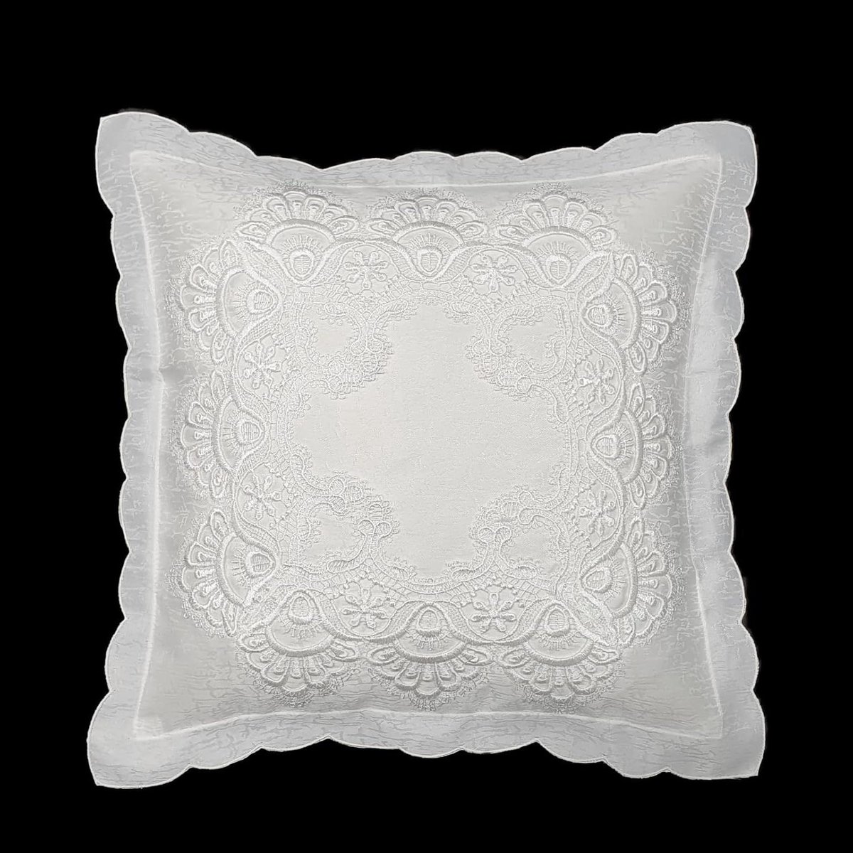 Tafelloper - Tafelkleed Kussenhoes - Tafeldecoratie - Elegante kanten rand - 40x40 cm - Oudwit