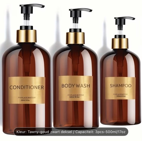 Set de 3 distributeurs en plastique brun avec étiquette dorée et pompe noire. Les étiquettes indiquent 'CONDITIONER', 'BODY WASH', 'SHAMPOO'.