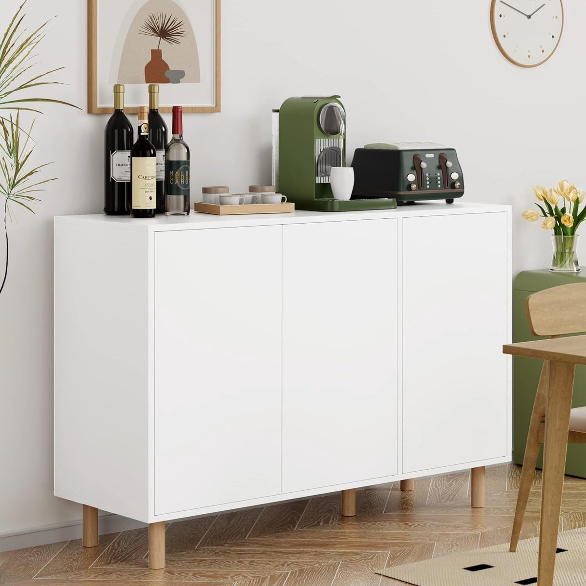 Dressoir met 3 Deuren 107x40x80 cm – Scandinavisch Wit Greeploos Kast met Houten Poten en Verstelbare Planken – Moderne Woonkamerkast / Keukenkast – Urbanhome
