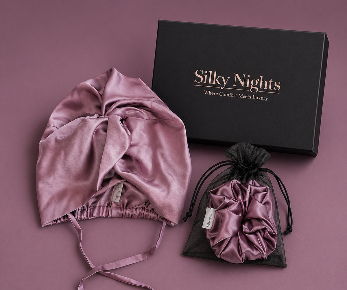 Silky Nights® Dubbelzijdige Zijden Bonnet + Scrunchie Set - 100% Moerbei Zijde Bonnet – 19 Momme – Verstelbaar – Zachte & Stralende Haarverzorging – Haarnetjes - Mauve Kleur – Unisex