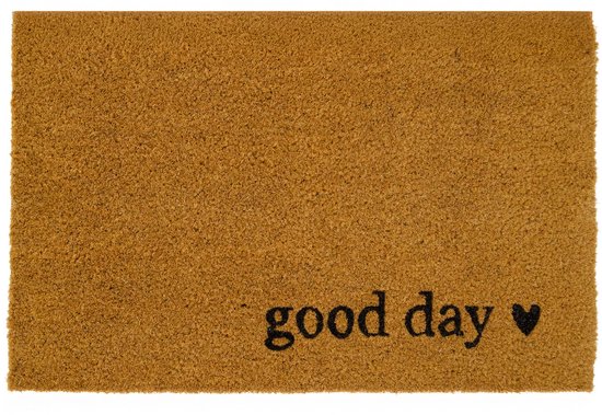 Tapis d'entrée en coco naturel avec 'good day' et un cœur en lettres noires.
