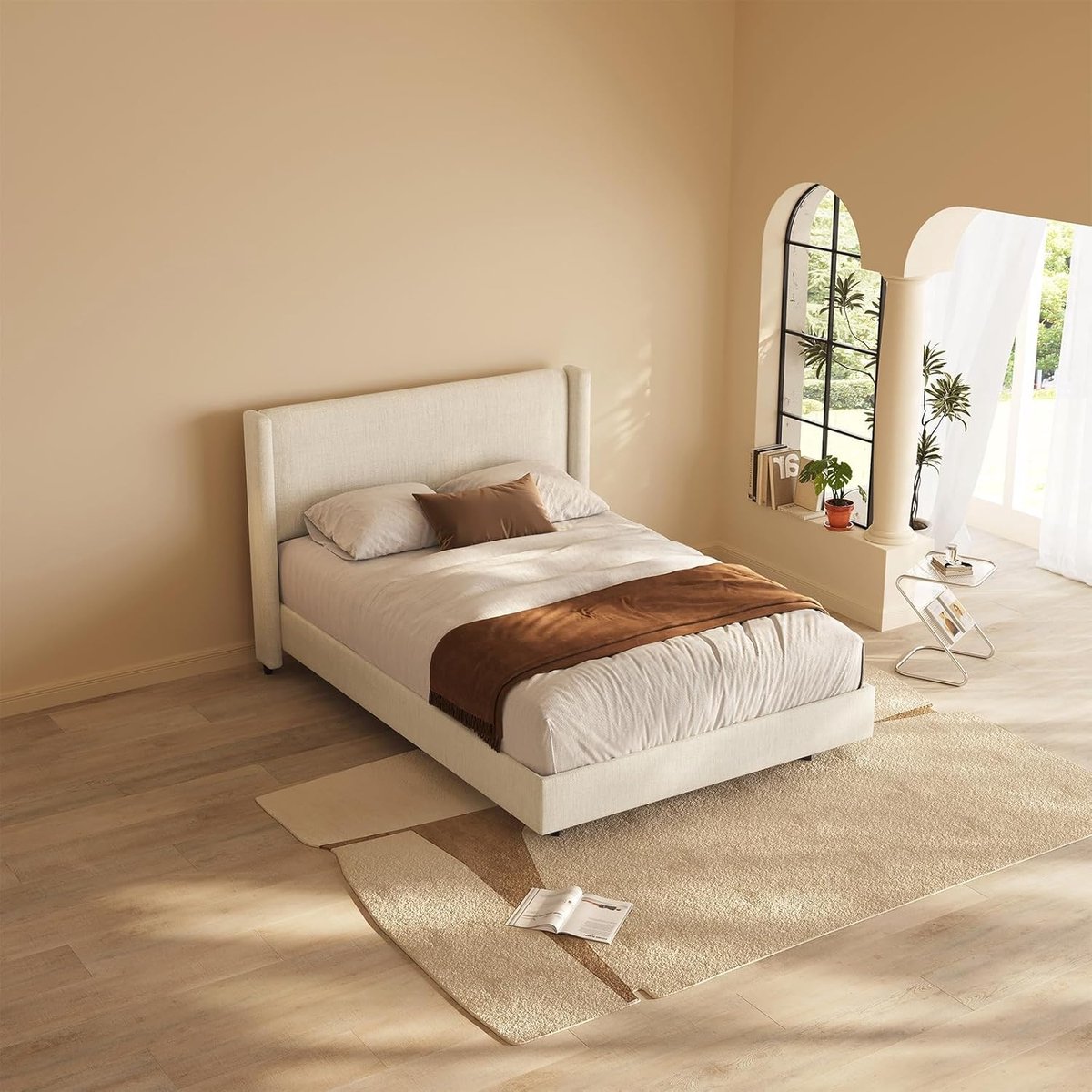 NordicLuxe Gestoffeerd Bed 140x200 cm – Scandinavisch Tweepersoonsbed met Linnenlook Bekleding, Gevoerd Hoofdbord, Stalen Versterkt Frame tot 400 kg, Geluidsvrij Design, Beige Design Bedframe