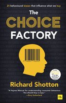 De voorpagina van het boek 'The Choice Factory' in het geel met een afbeelding van een hoofd met een streepjescode. De tekst is in het geel en donkerblauw.