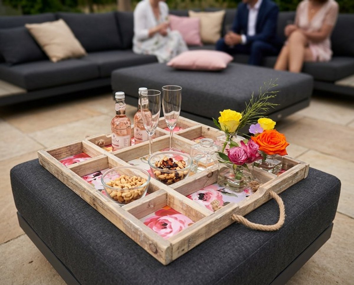 Borrelplank Flora | Borrelen | Hapje & Drankje | Drankjes | Dienblad | Nieuwe woning | Verhuisd | Woonaccessoires | Woonaccessoire | Decoratie | Decoratief | Deco | Verhuizen | Familie | Vrienden | Moederdag | Vakantie | Dienblad | Serveerplank | Oké