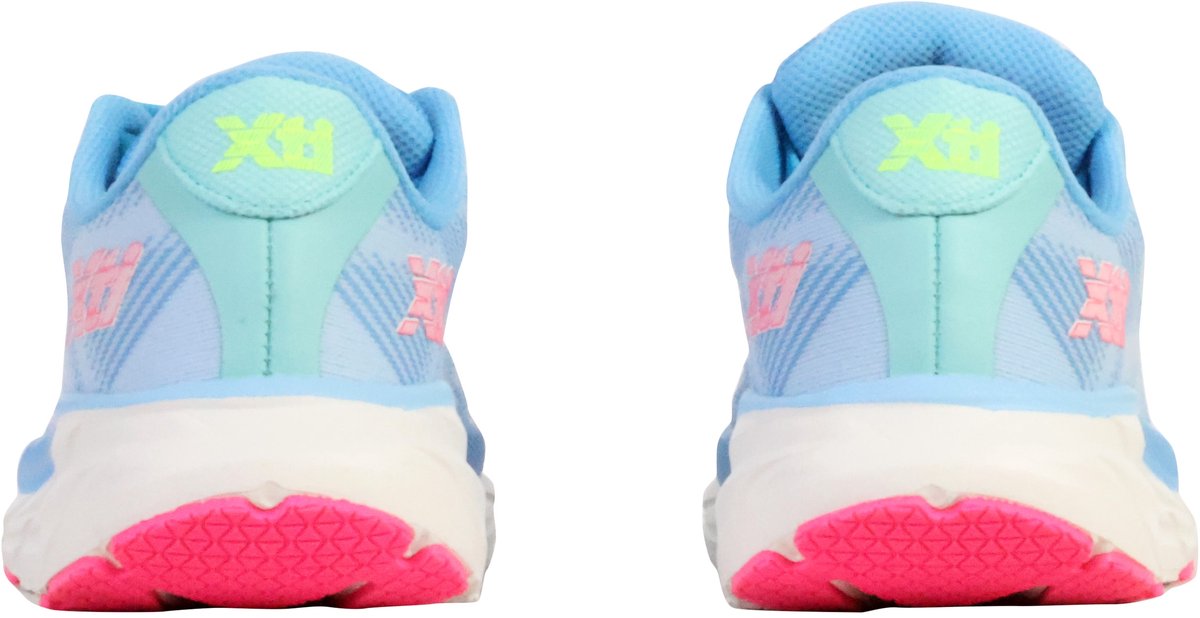 Sneakers met veters