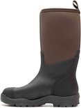 Donkerbruine Muck Boot Derwent II laarzen met bruine bovenkant en zwart rubberen onderkant.